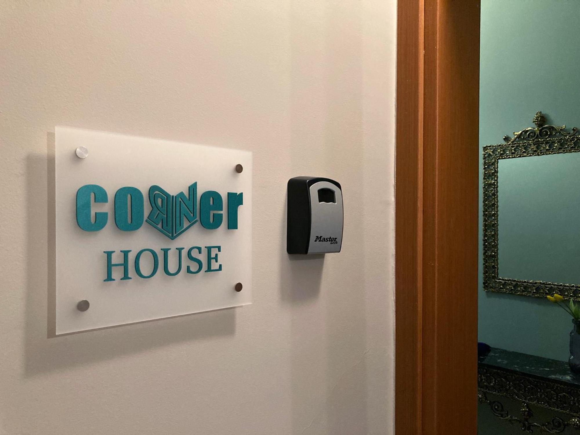 דירות קסטוריה Corner House מראה חיצוני תמונה
